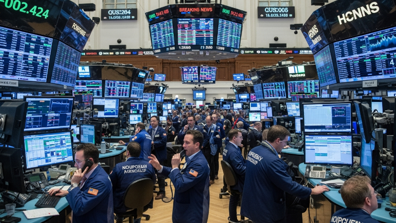 Entendendo o Mercado Financeiro: Como o Dólar e a Bolsa de Valores Influenciam a Economia