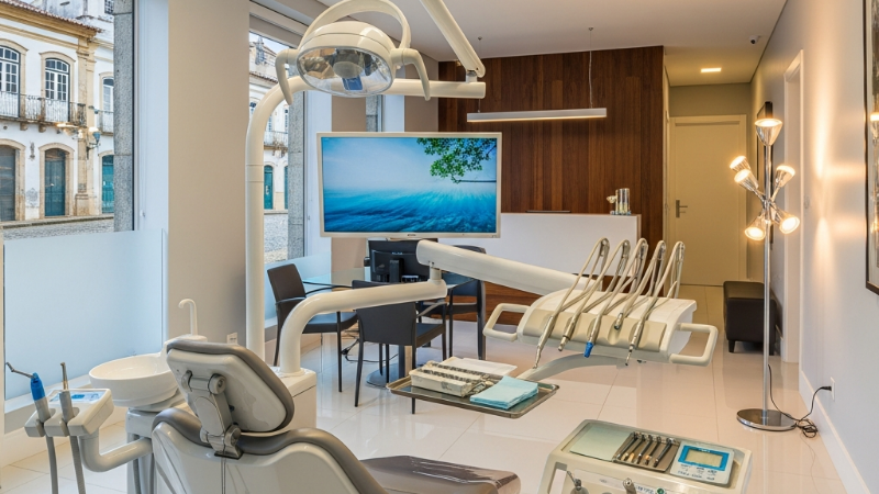 O Mercado Odontológico em São João del-Rei: Tendências e Estratégias de Crescimento