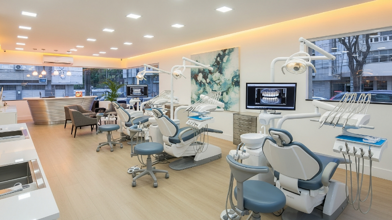 Avanços em Tratamentos Personalizados: Oportunidades e Desafios para a Odontologia em Patos