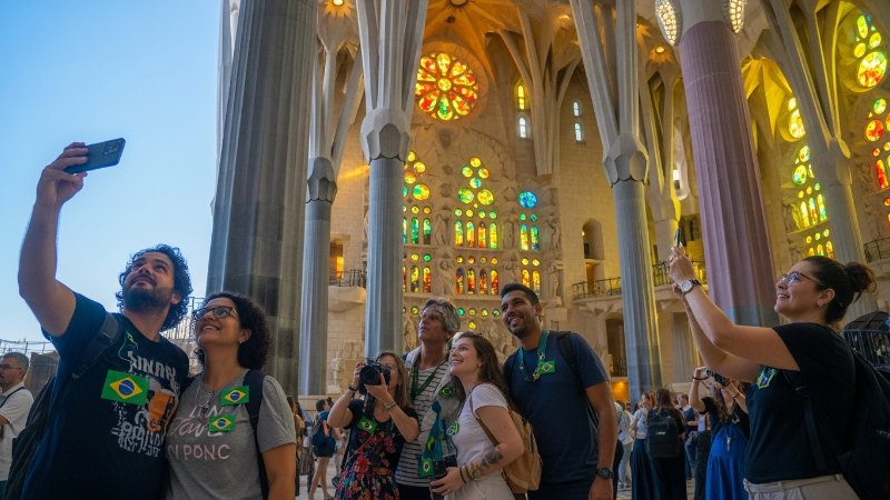 Descobrindo a Espanha: Um Guia Completo para Turistas Brasileiros