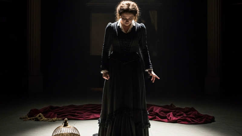 A Obra De Oscar Wilde: Uma Análise Aprofundada De 'A Woman of No Importance'